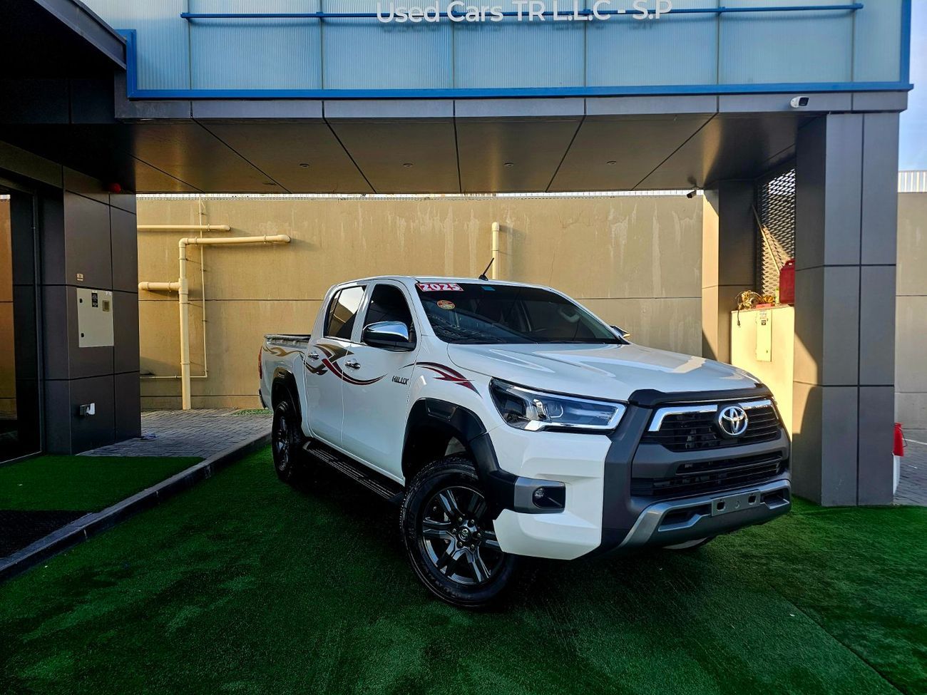 Toyota Hilux PATROL/ AUTO GEAR 4WD/ AUTO WINDOWS/ ADVENTURE BODY/ LOW MILEAGE