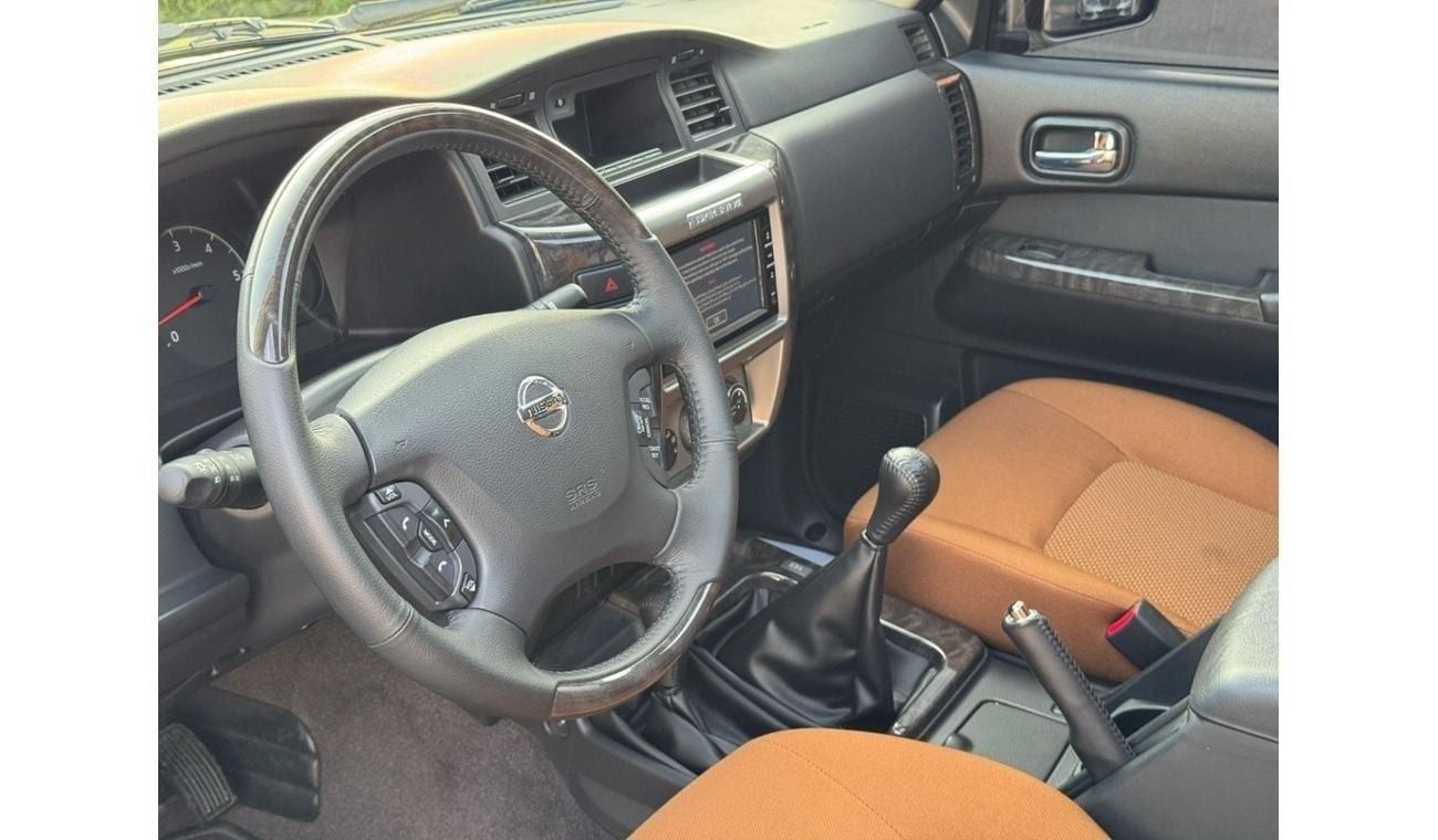 Nissan Patrol Super Safari GCC SPEC UNDER WARRANTY NEAT AND CLEAN