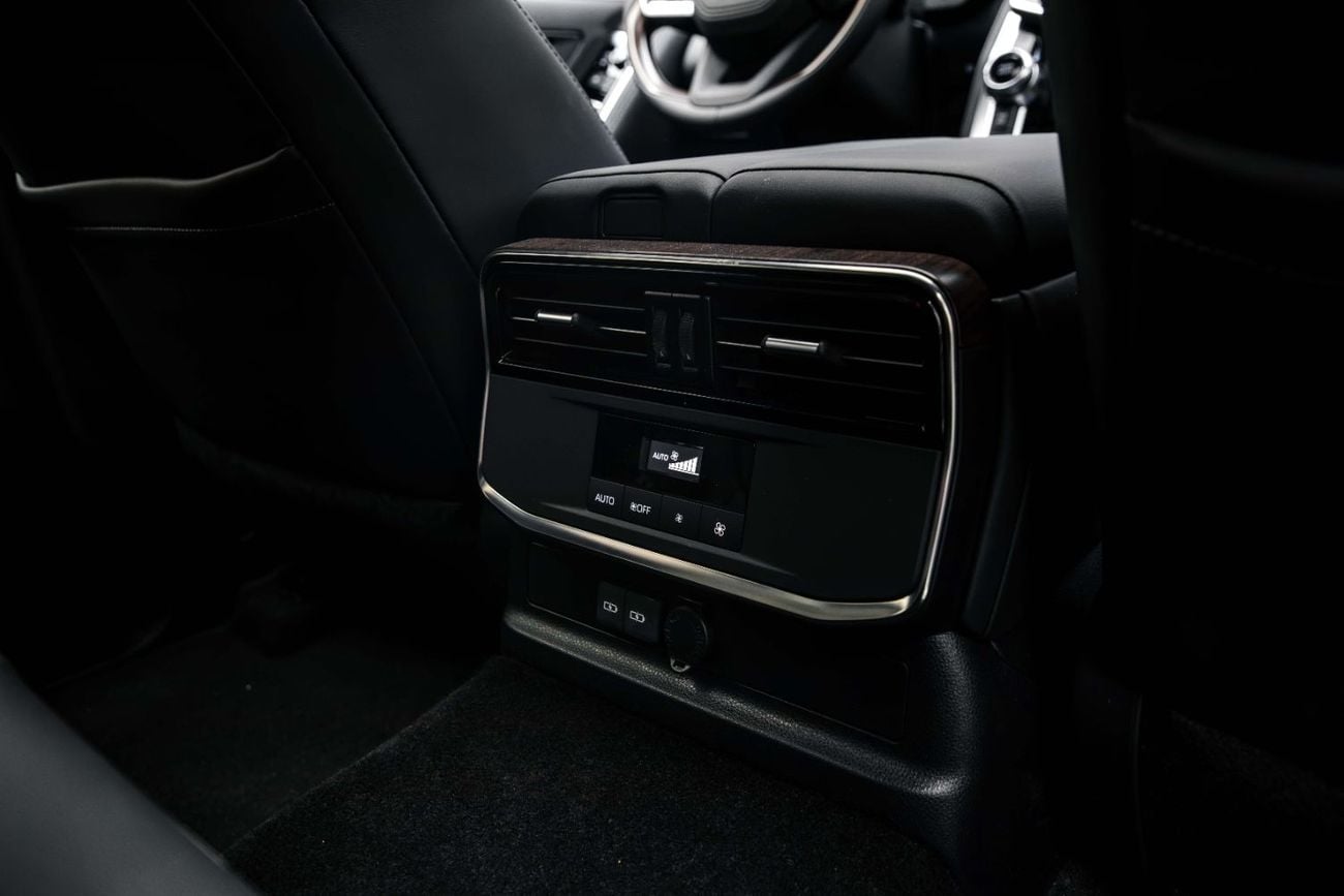 Toyota Land Cruiser GXR MHEV 3.5L - ATTITUDE BLACK INSIDE BLACK | EXPORT ONLY