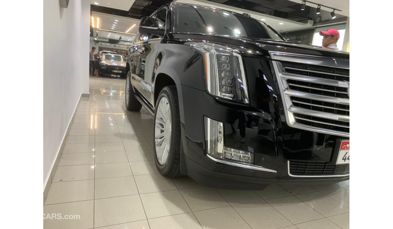 Cadillac 452 2015 platinum (8 speed)