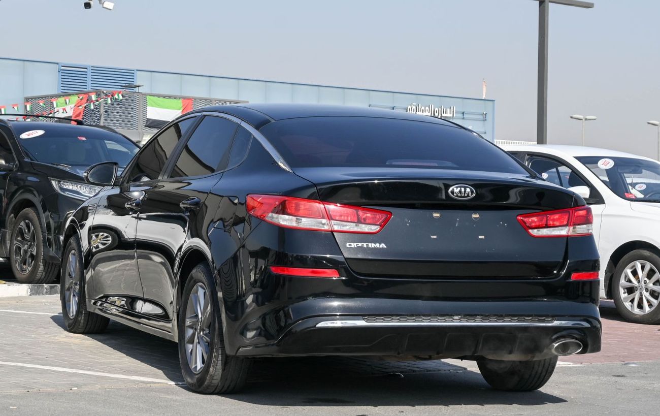 كيا أوبتيما LX 2.0L (157 HP)