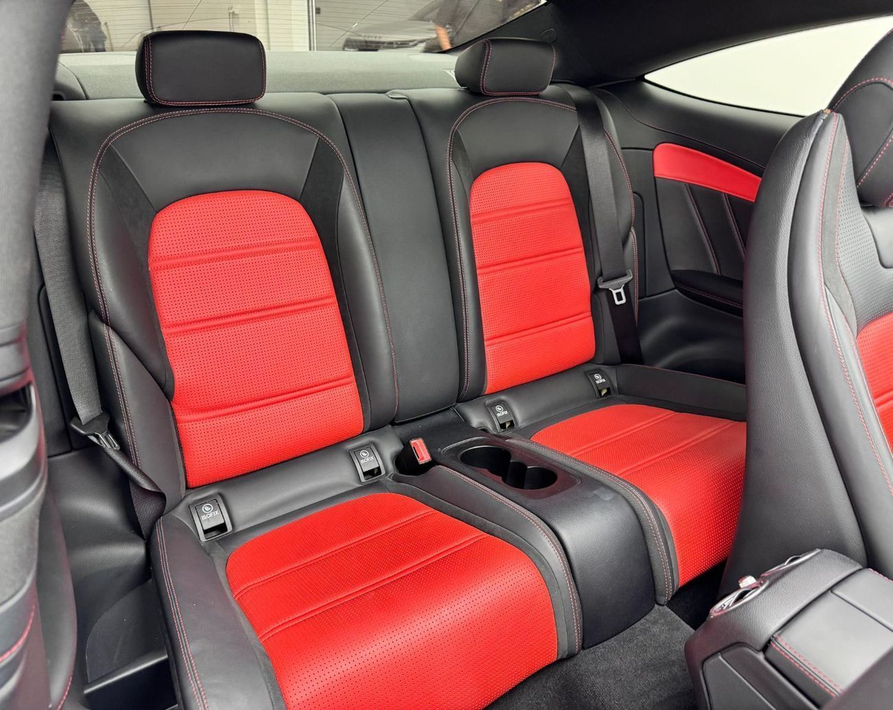 مرسيدس بنز C 63 AMG Std 4.0L Coupe 2018 Mercedes-Benz C63s AMG, Full Service History, Warranty, Excellent Condition, Low