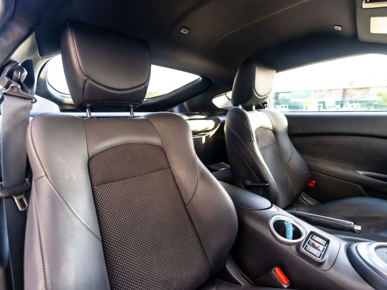 Nissan 370Z Std 3.7L (324 HP) Coupe