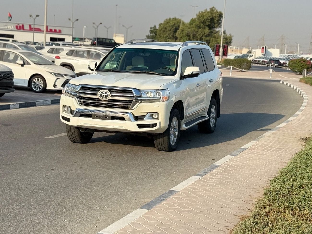 Toyota Land Cruiser Toyota landcuriser Years 2020 Diesel GXR1 4.5L full option GCC V8