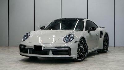 Porsche 911 Turbo S 3.8L (640 HP) Coupe