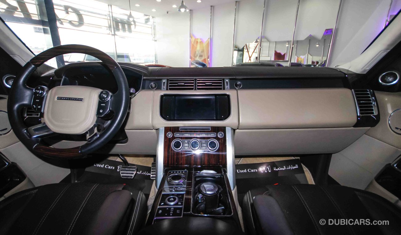 Land Rover Range Rover Vogue SE Supercharged