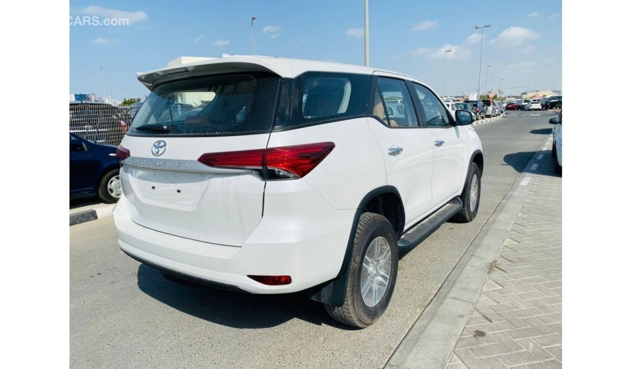 تويوتا فورتونر TOYOTA FORTUNER 2.7 AT MANUAL AC 2023 WHITE