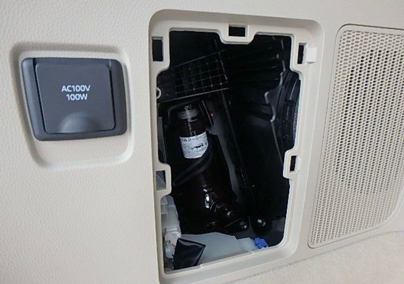 تويوتا لاند كروزر ZX Diesel 5 Seater