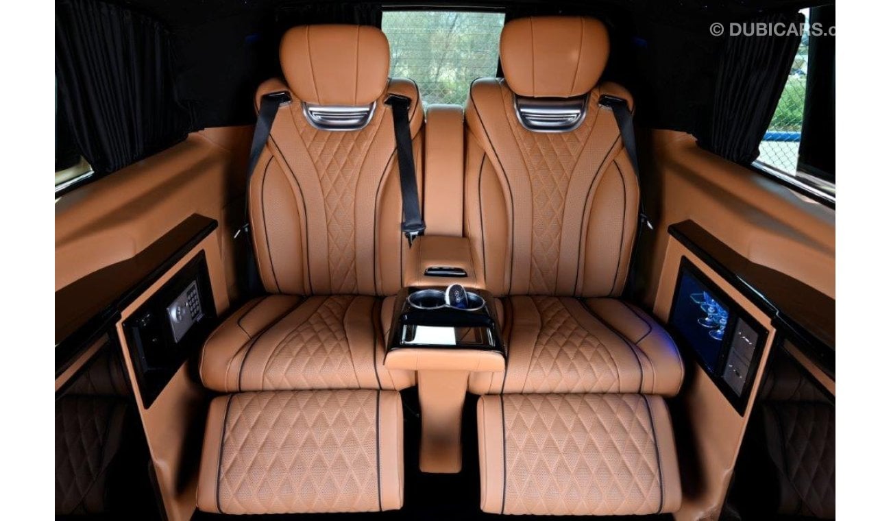 Mercedes-Benz V 300 VIP Edition Van