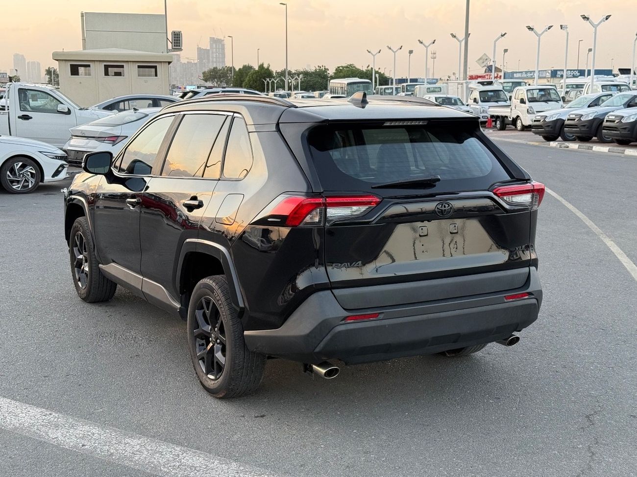 Toyota RAV4 2022 TOYOTA RAV4 XLE XP IMPORTED FROM USA