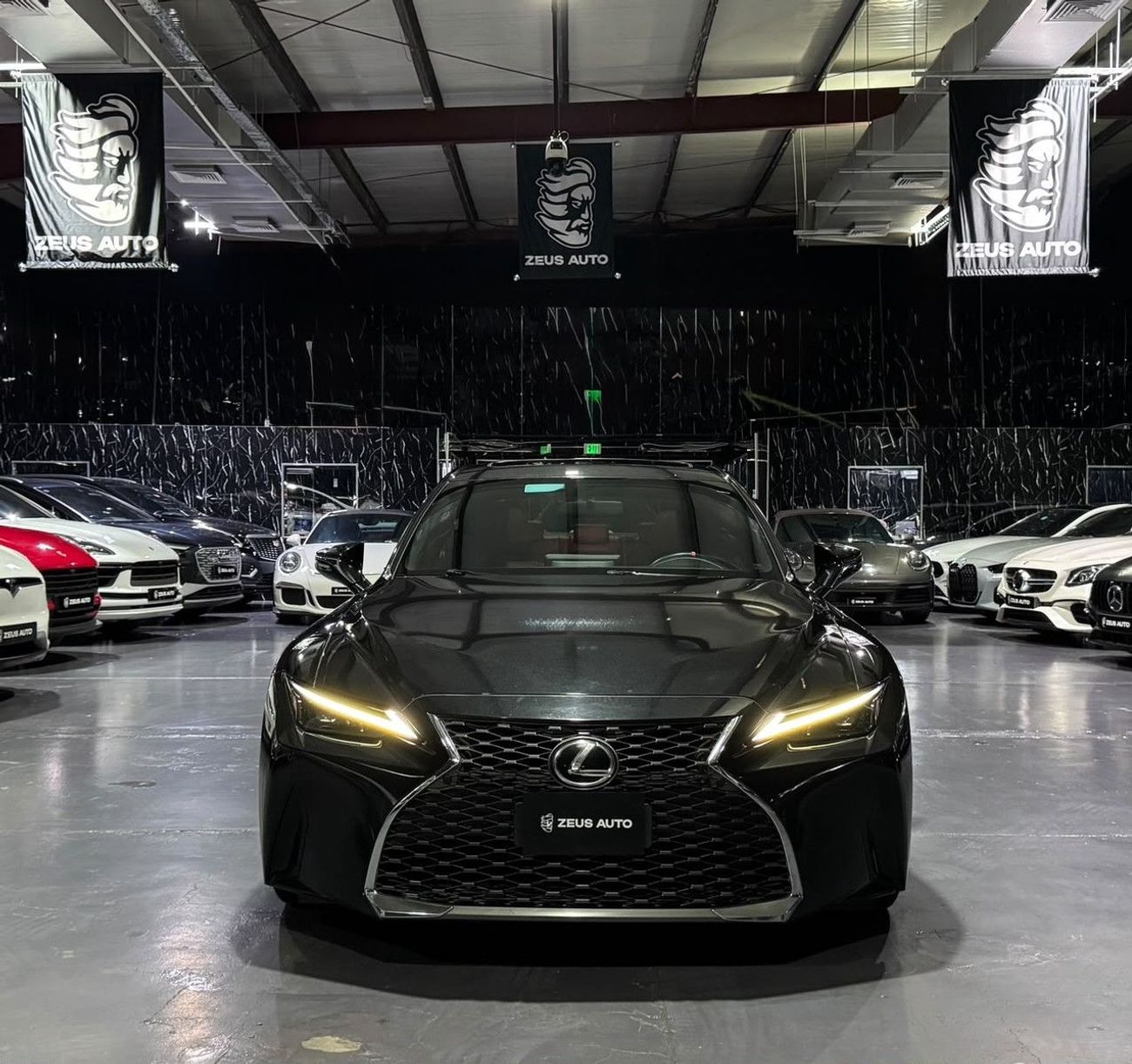 Lexus IS300 ELEGANT GCC | Al Futtaim warranty 2027 | Al Futtaim full service History