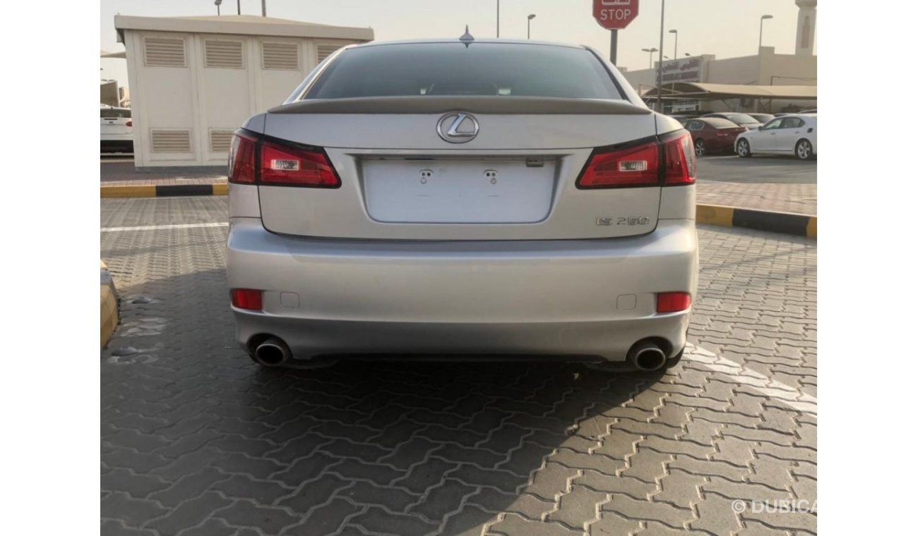 Lexus IS250