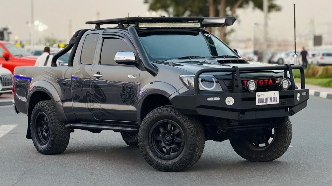 تويوتا هيلوكس 2015 | 3.0 DIESEL ENGINE | MT | RHD | BULL BAR WITH LED LIGHTS | ROOF RACK WITH SIDE AWNING CAMPING