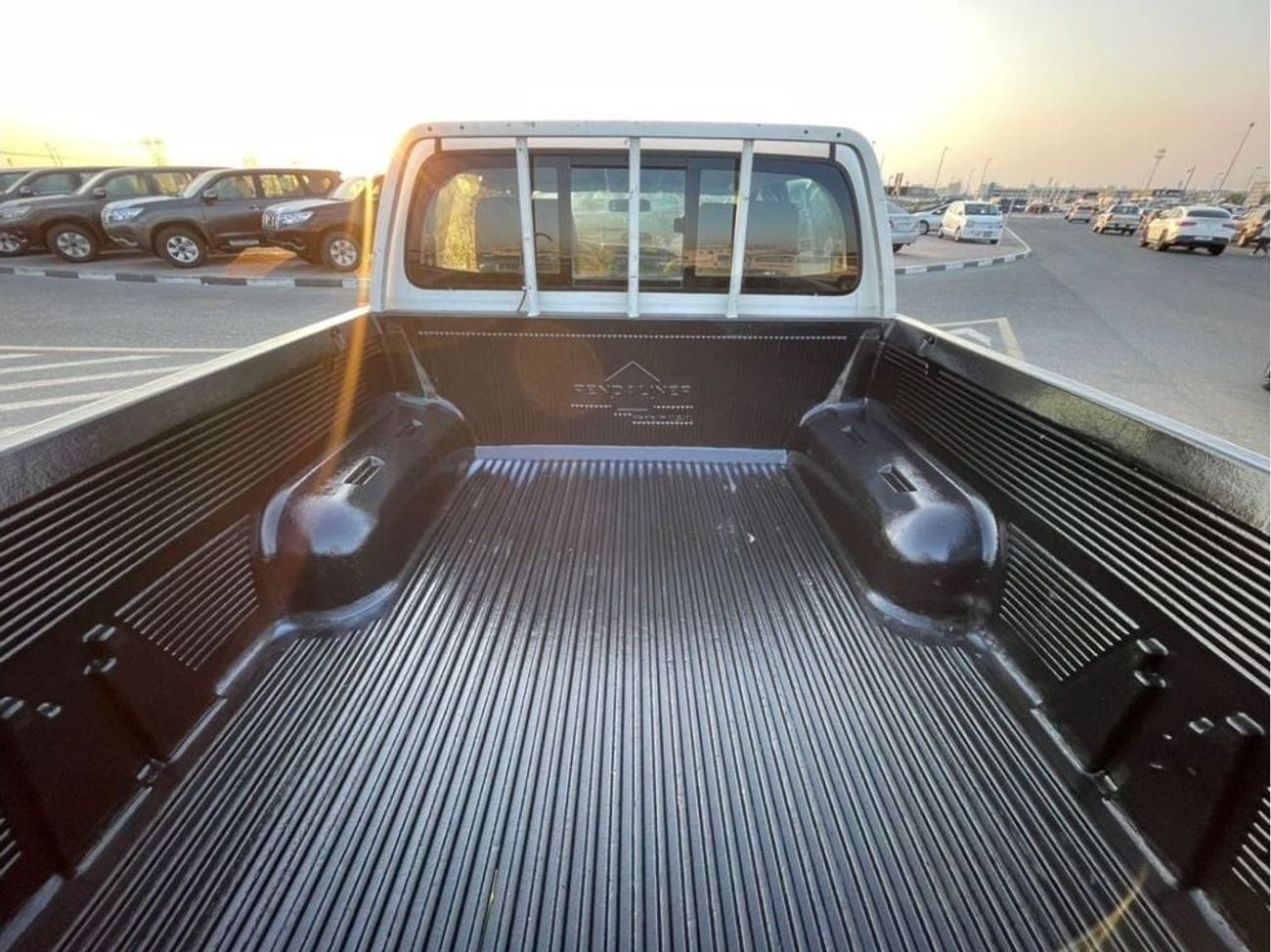 Toyota Hilux 2020 Toyota Hilux 2.7L V4 - AWD 4x4 - Patrol Automatic - Windows Auto -