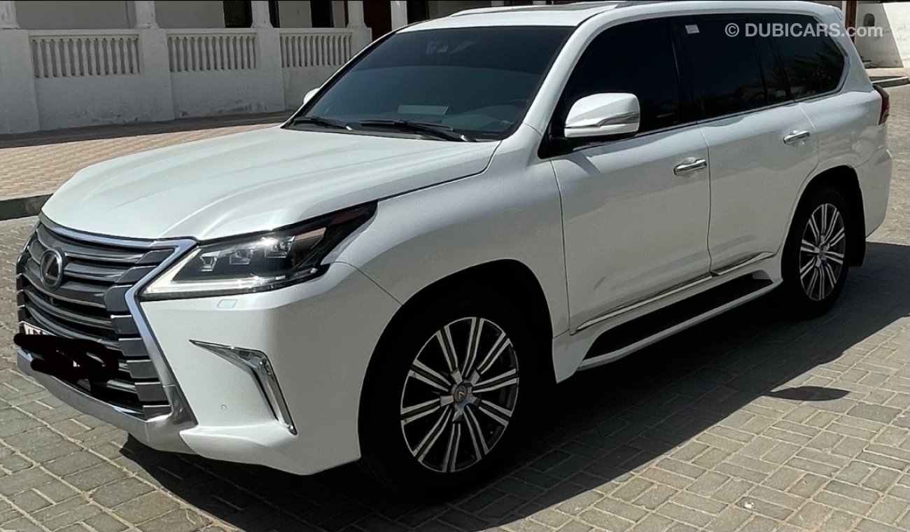 Lexus LX570