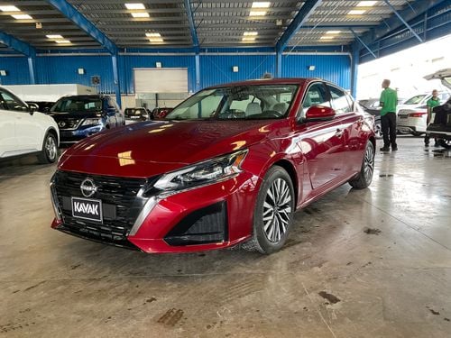 Nissan Altima SV | Start 2026 with the ideal drive | Guaranteed Warranty | 0 Down Payment