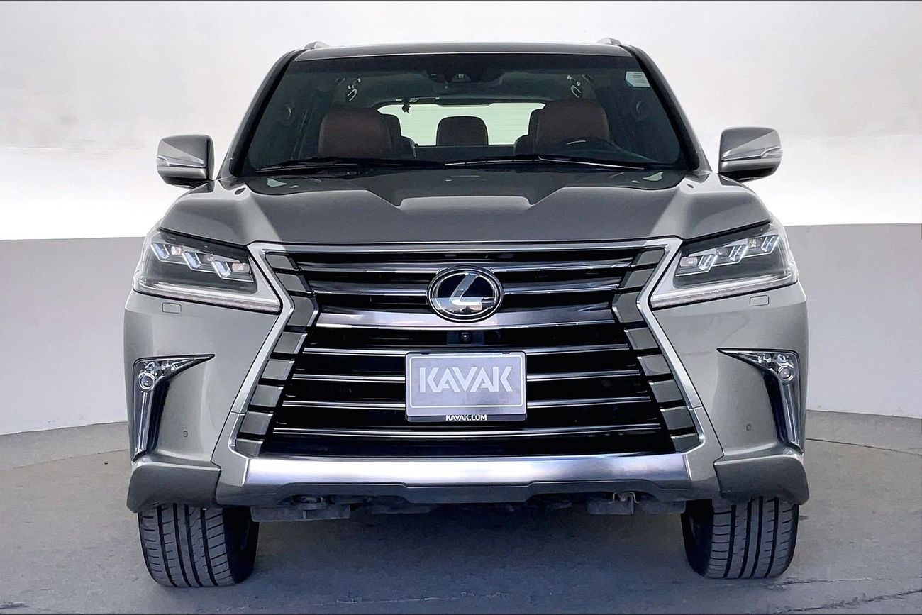 لكزس LX 570 Platinum | National Day Celebration | شامل الضمان | 0 ﺪﻔﻋﺓ ﺃﻮﻟﻯ