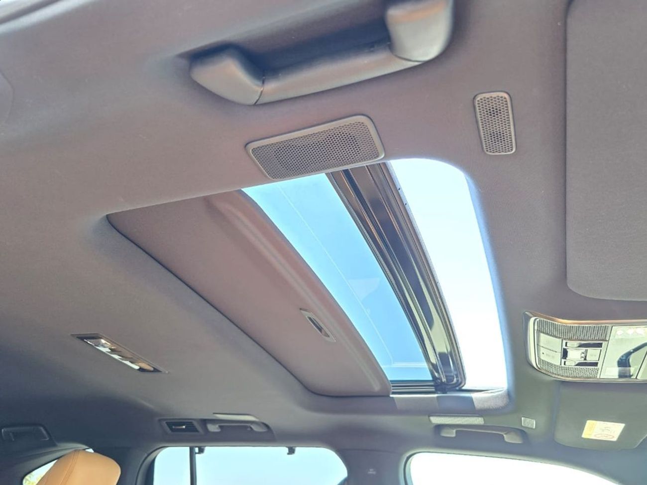 لكزس LX 500 LEXUS LX 500D BRAND NEW SUV RHD 2025 MODEL 3.3 L DIESEL AUTOMATIC(PM04842)