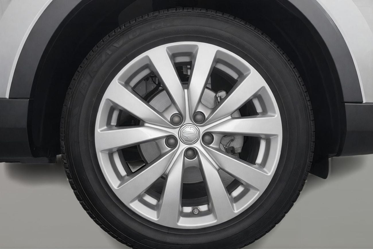 MG ZS STD 2025 | AED 601/Month | 0 DP | 30 Day Return | Warranty | Service History