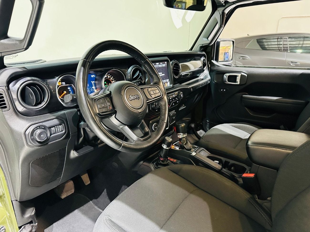 Jeep Wrangler Unlimited Sport S 2.0L A/T