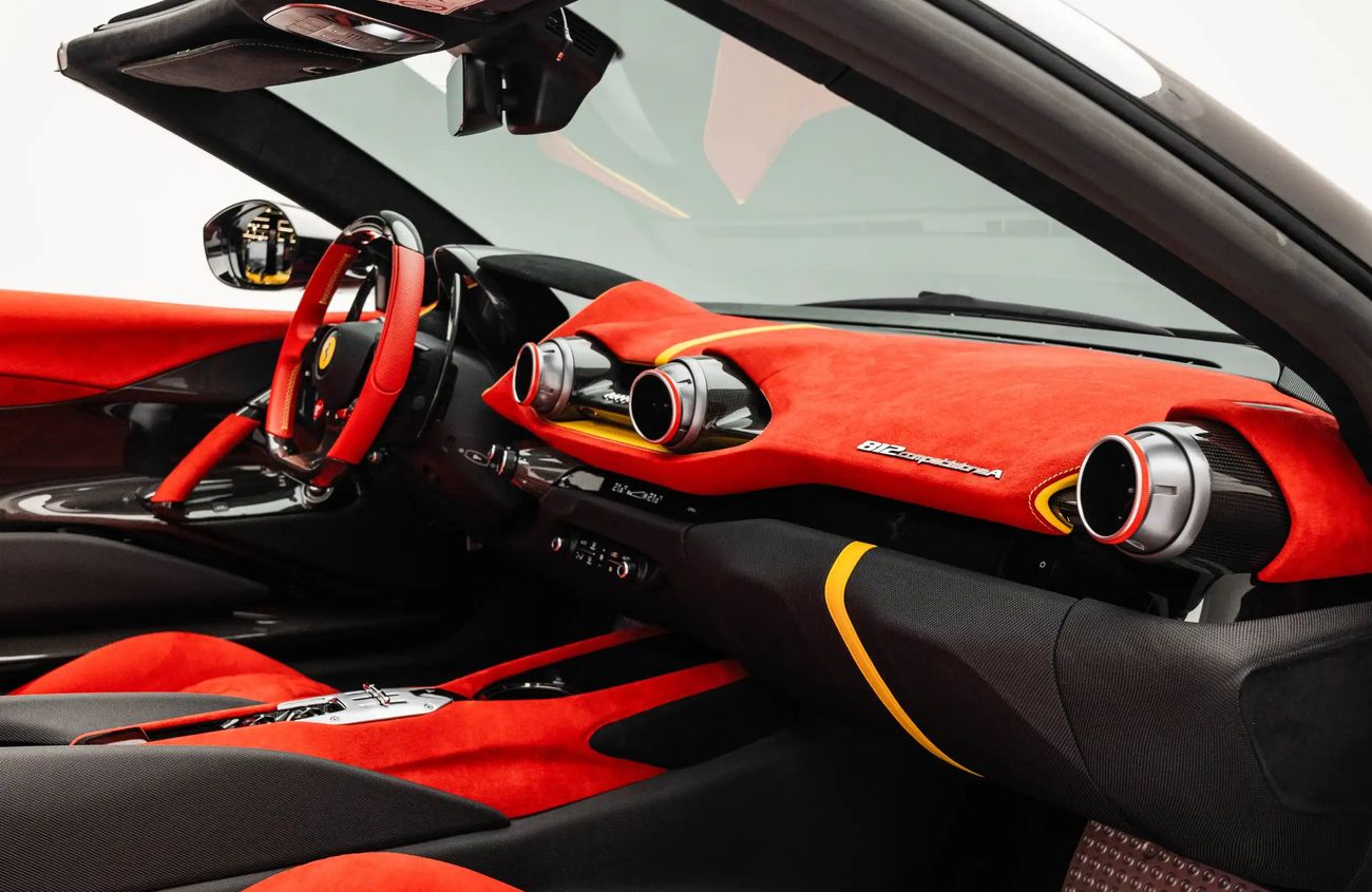 فيراري 812 كومبيتيزون 6.5L V12 Naturally Aspirated Engine