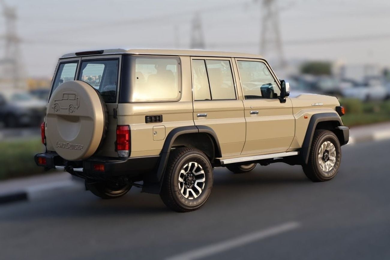 تويوتا لاند كروزر 70 2026 TOYOTA LC76 2.8L DIESEL AT FULL OPTION