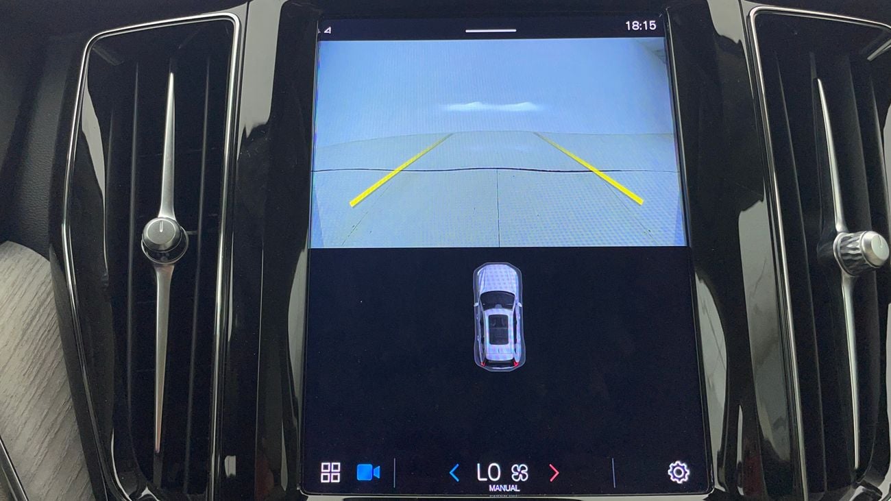 Volvo XC60 B5 CORE 2 | Zero Down Payment | Home Test Drive