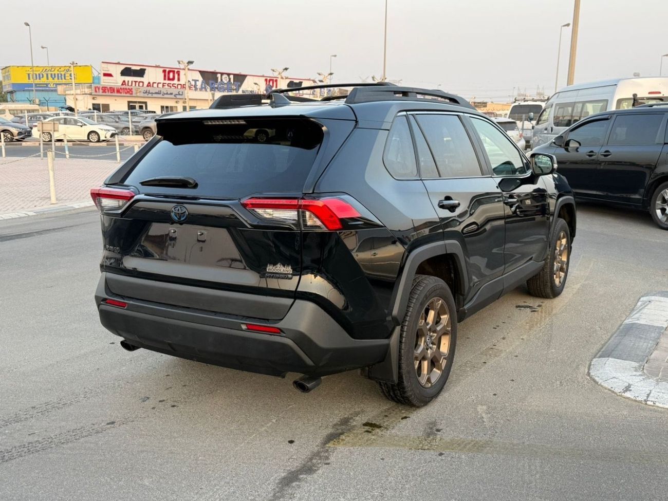 تويوتا راف ٤ 2023 TOYOTA RAV4 WOOD LAND EDITION HYBRID AWD IMPORTED FROM USA