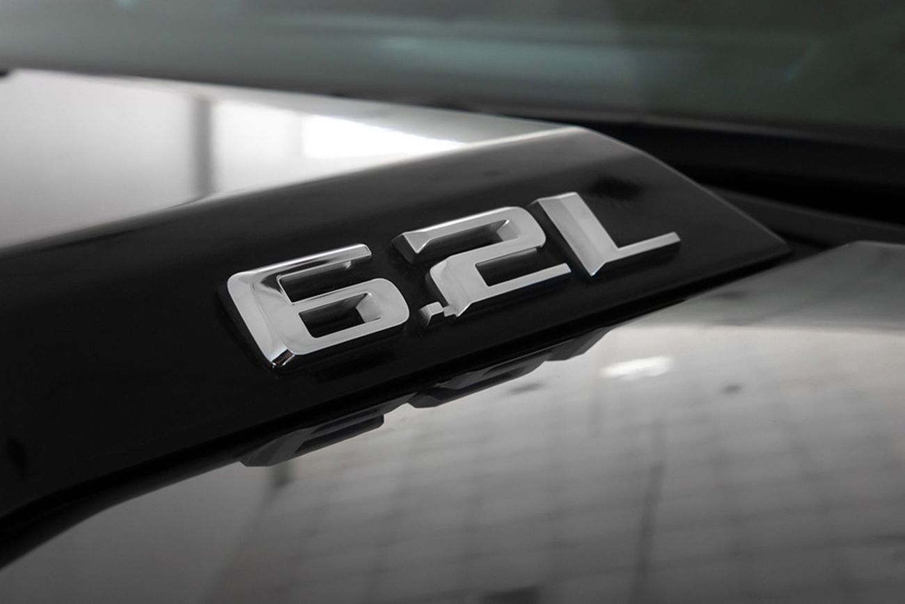 شيفروليه سيلفارادو ZR2 6.2