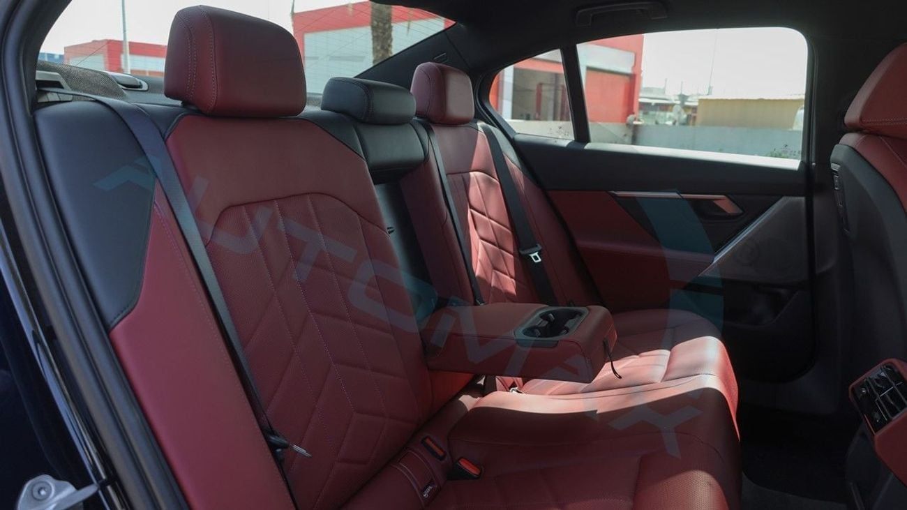 BMW 530i ( Eid al-Adha Offer ) (For Export , НА ЭКСПОРТ) M 2.0T 2026 RWD Без пробега