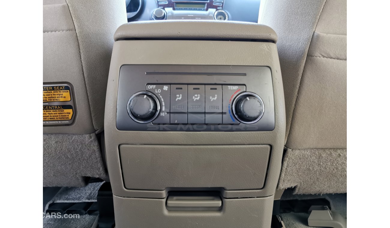 تويوتا هايلاندر 3.5L, 17" Rims, Xenon Headlights, Headlight Lightening Switch, Driver Power Seat, USB (LOT # 599)