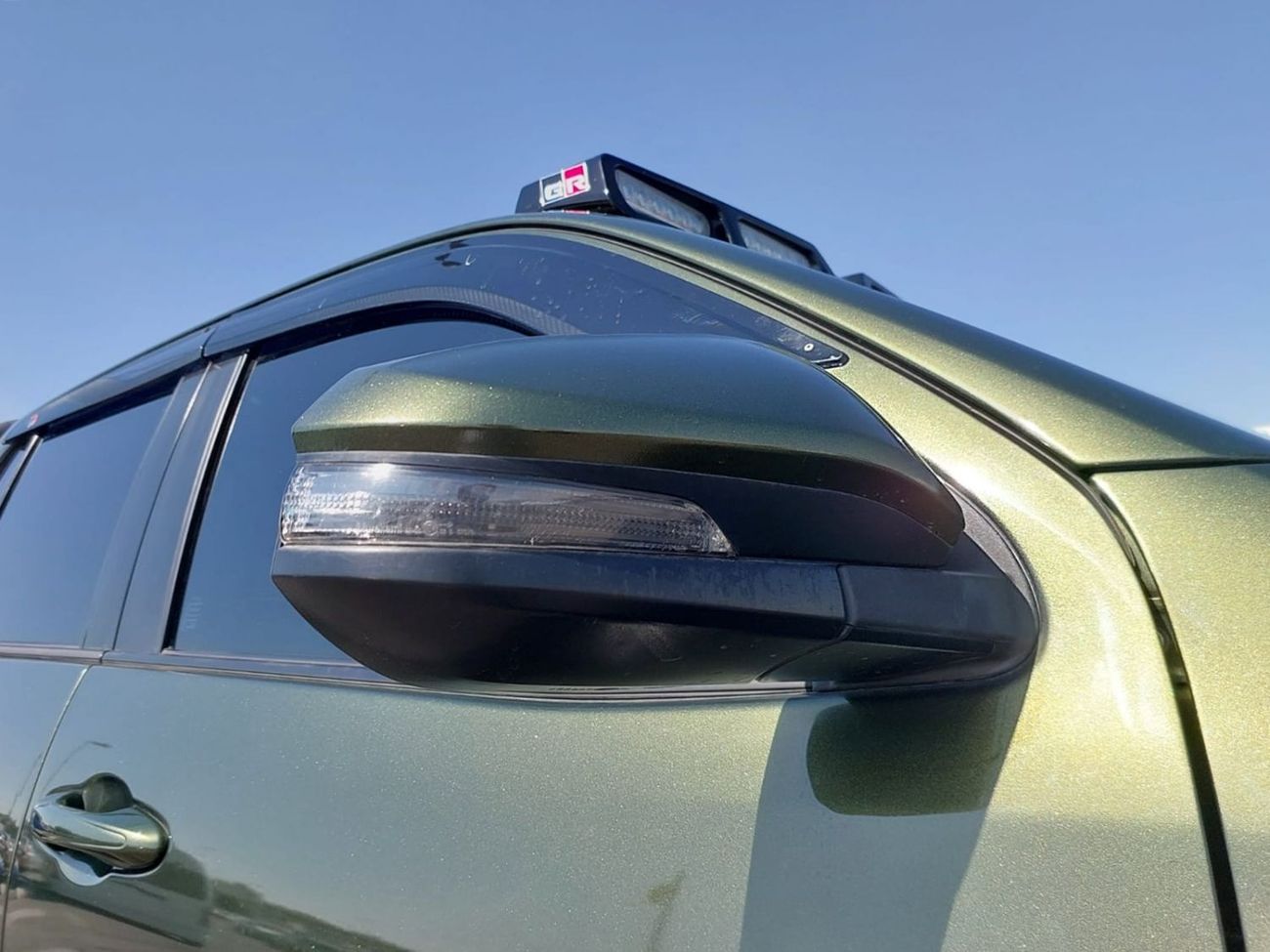 Toyota Hilux (RAMADAN OFFER) TOYOTA HILUX PICKUP RHD 2023 MODEL 2.8 L DIESEL AUTOMATIC(PM91809)