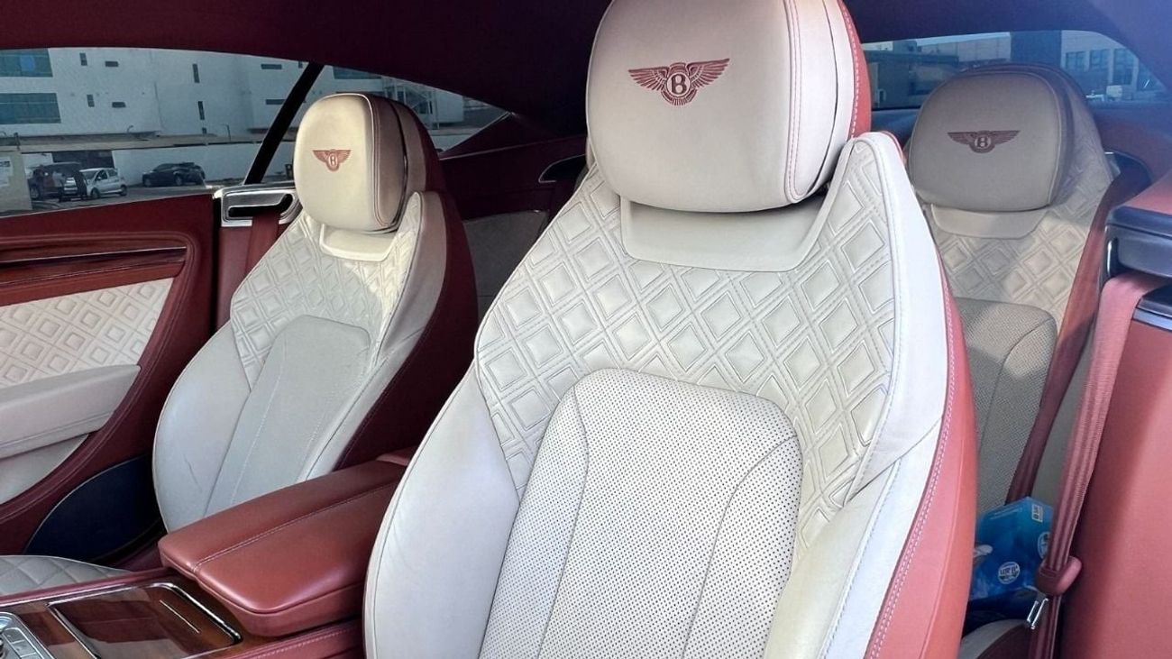 Bentley Continental GT BENTLEY CONTINENTAL GT 2019 | GCC | PREMIUM BICOLOR INTERIOR | AVAILABLE ON ZERO DOWN PAYMENT