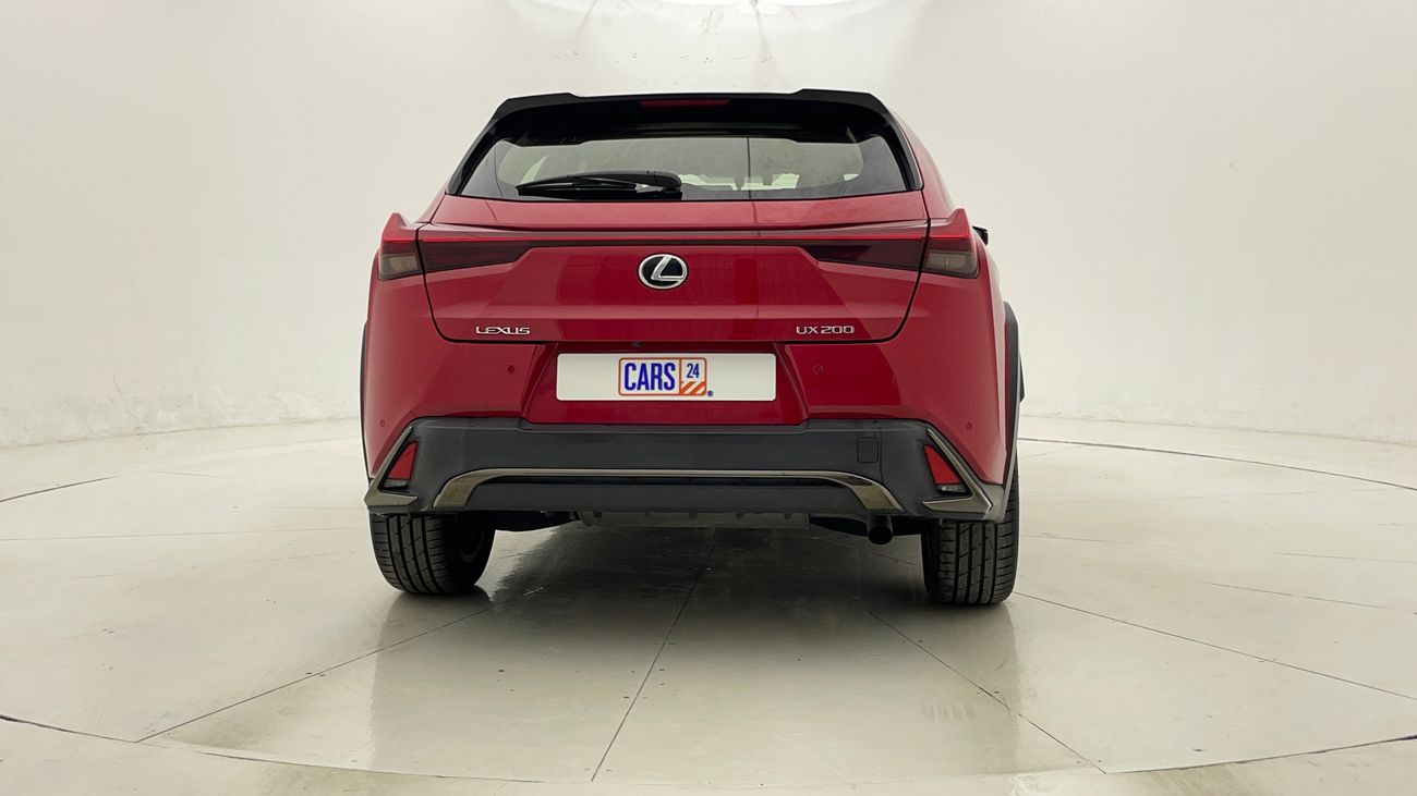 لكزس UX 200 F SPORT PRESTIGE 2 | بدون دفعة مقدمة | اختبار القيادة في المنزل