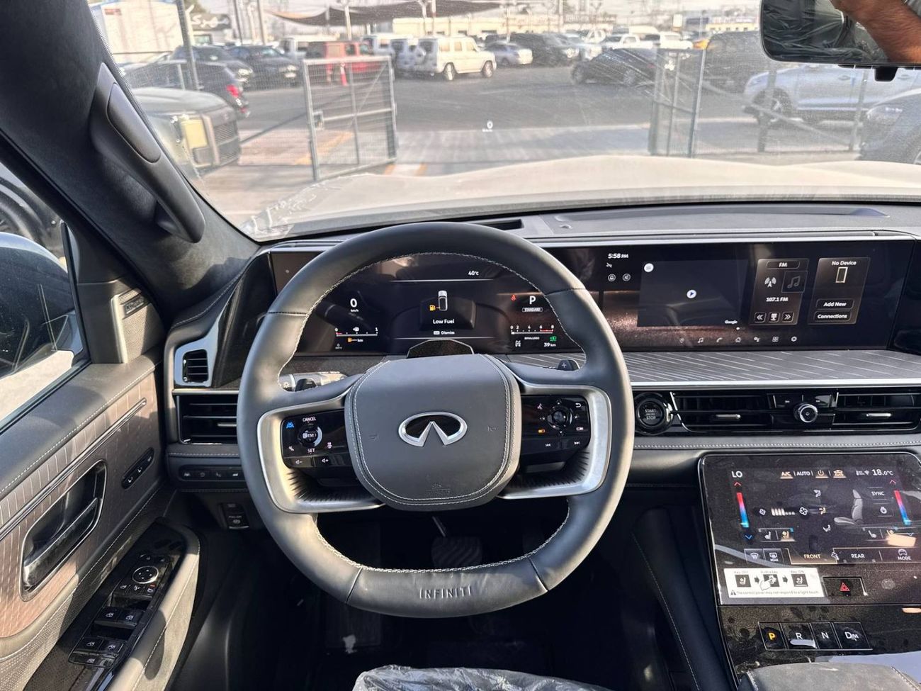 Infiniti QX80 Autograph Captain Chairs 3.5L