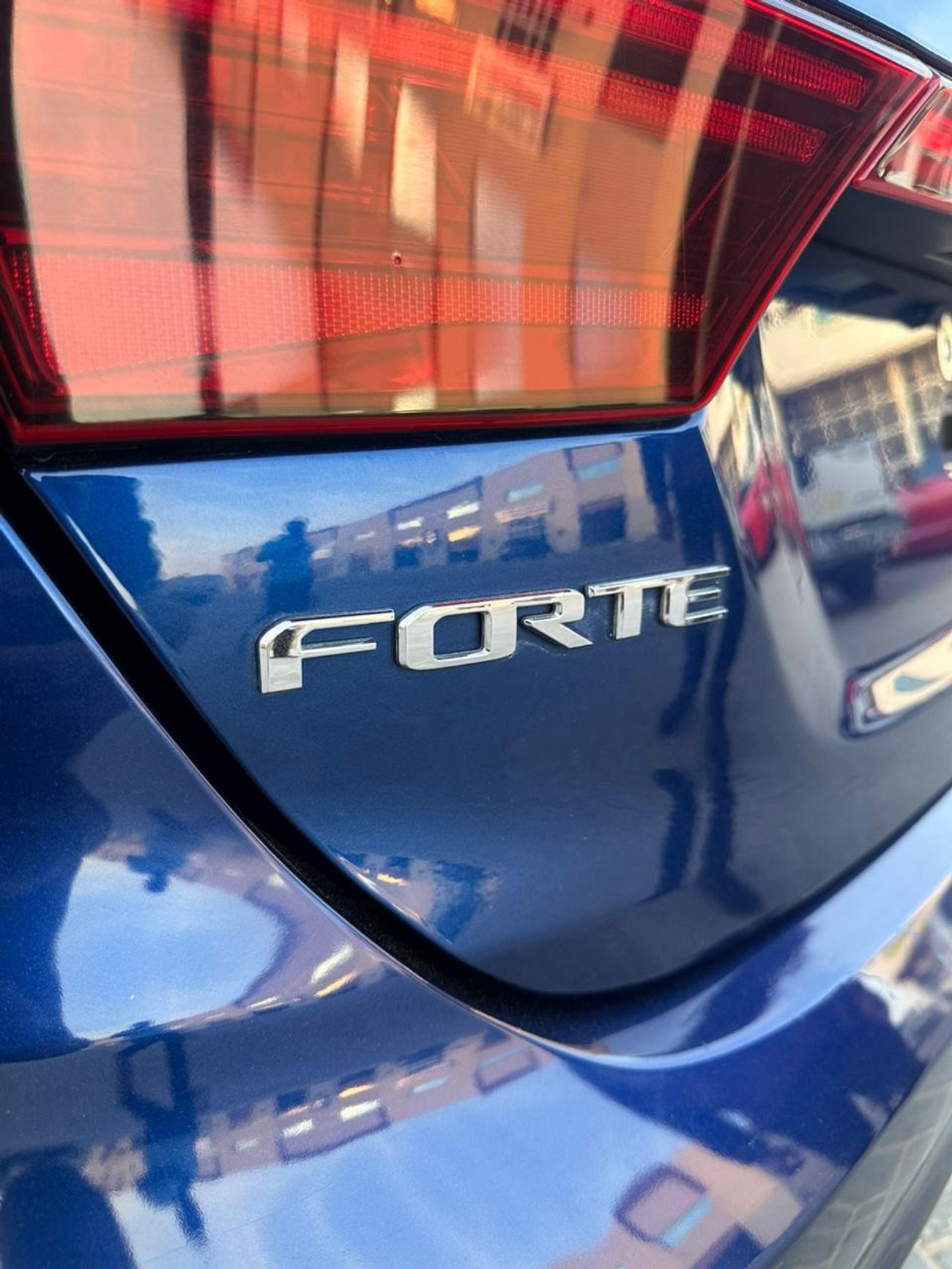 Kia Forte Kia FORTE ,Fe model : 2019 Price : 28,000 dirhams Mileage: 74,000 miles Imported from America,   ver