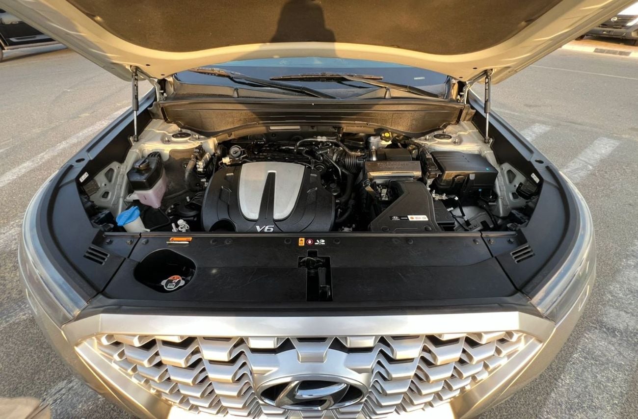 Hyundai Palisade 2022 Hyundai Paliside Gcc specs - 3.5L V6 -AWD 4x4 - Rear Camera & Sensor  - 7 Seater