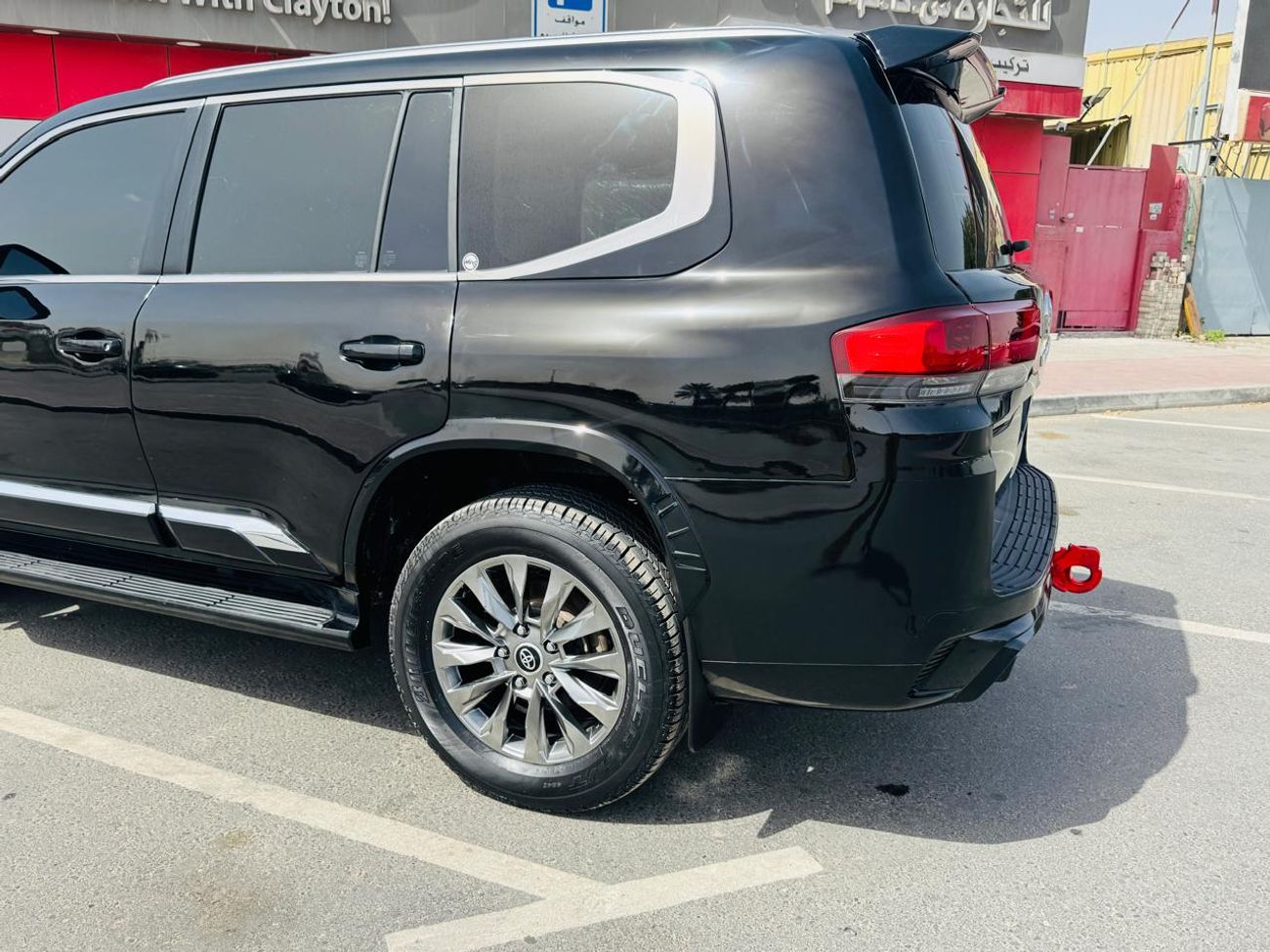 Toyota Land Cruiser Toyota landcruise 2016model Modified 2024 v8 petrol Engine Colour Black push start Sunroof Transmiss