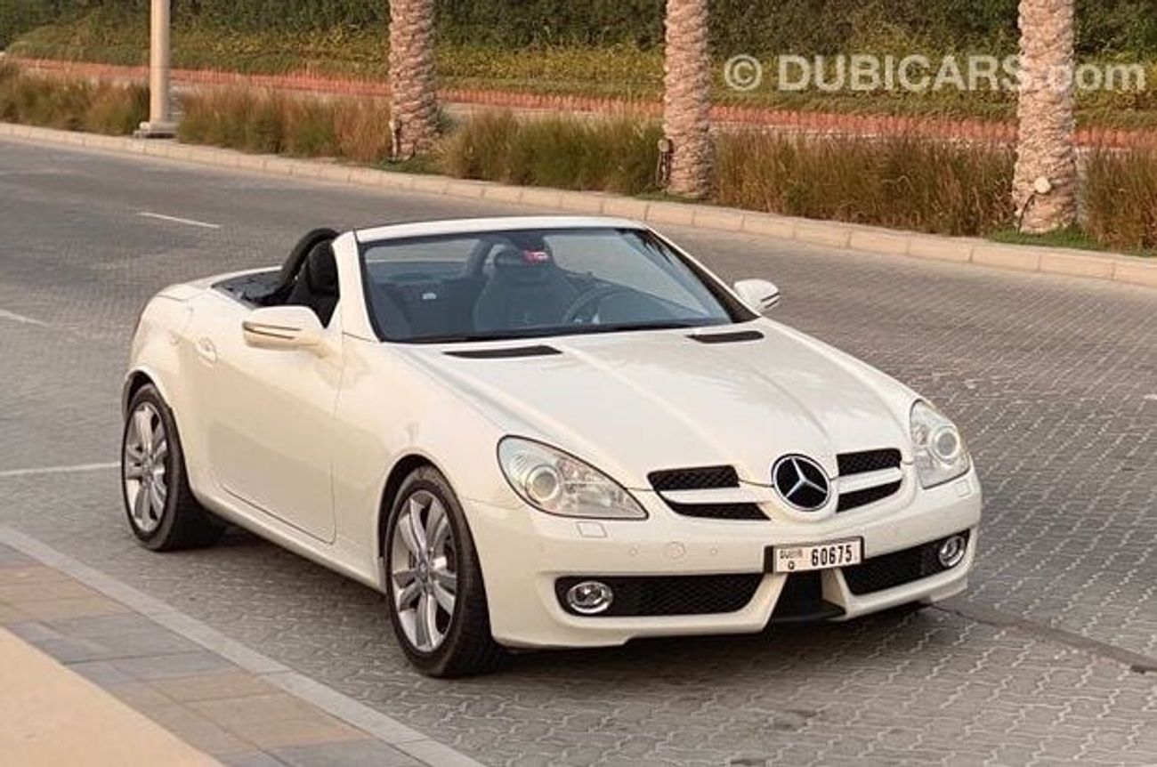 Mercedes-Benz SLK 350 AMG package