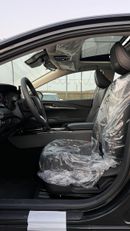 Toyota Camry XLE 2.5L Hybrid