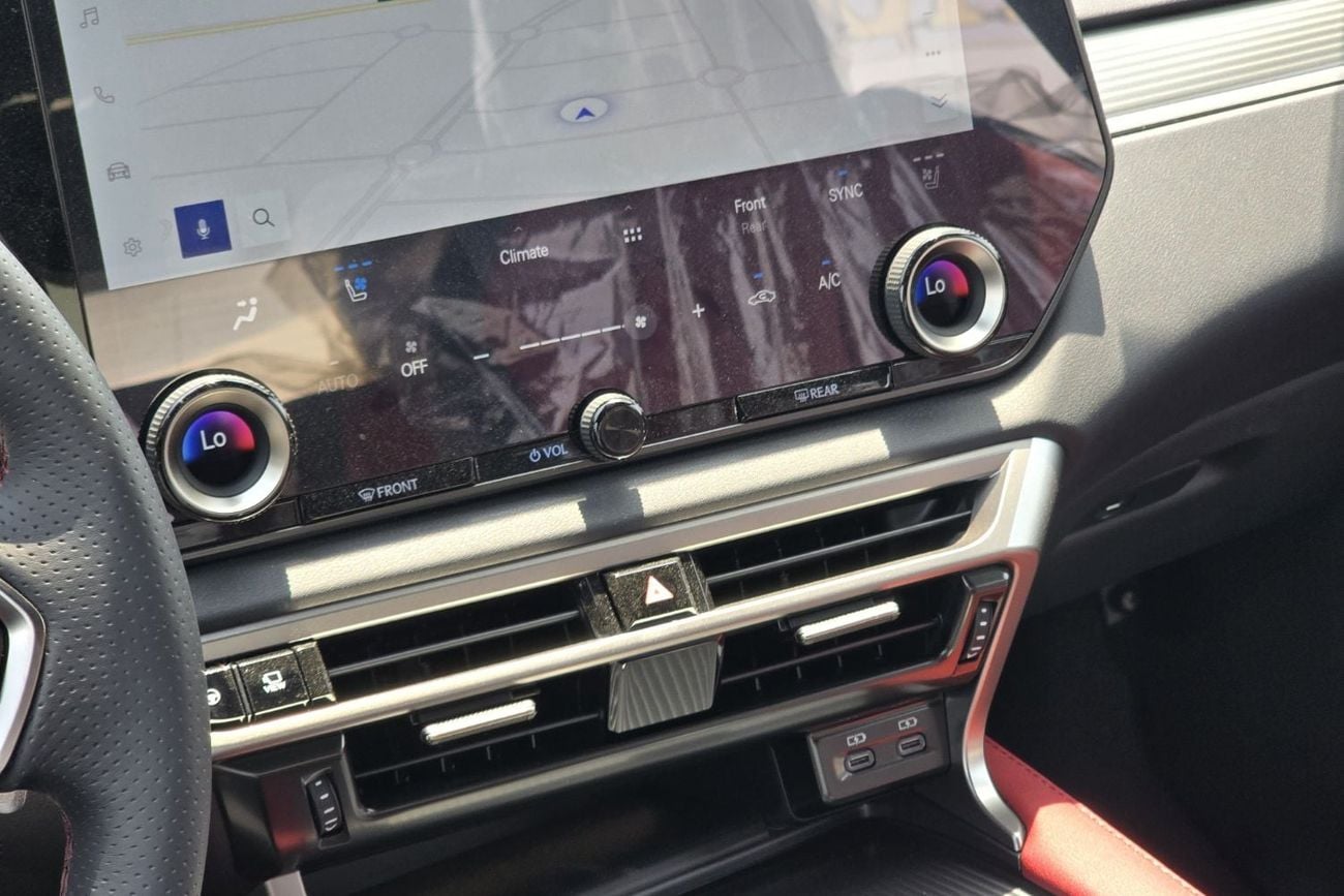 لكزس RX 500h F SPORT PERFORMANCE لكزس RX500h F-Sport موديل 2026، محرك 2.4 لتر تيربو + هجين، اللون أسود