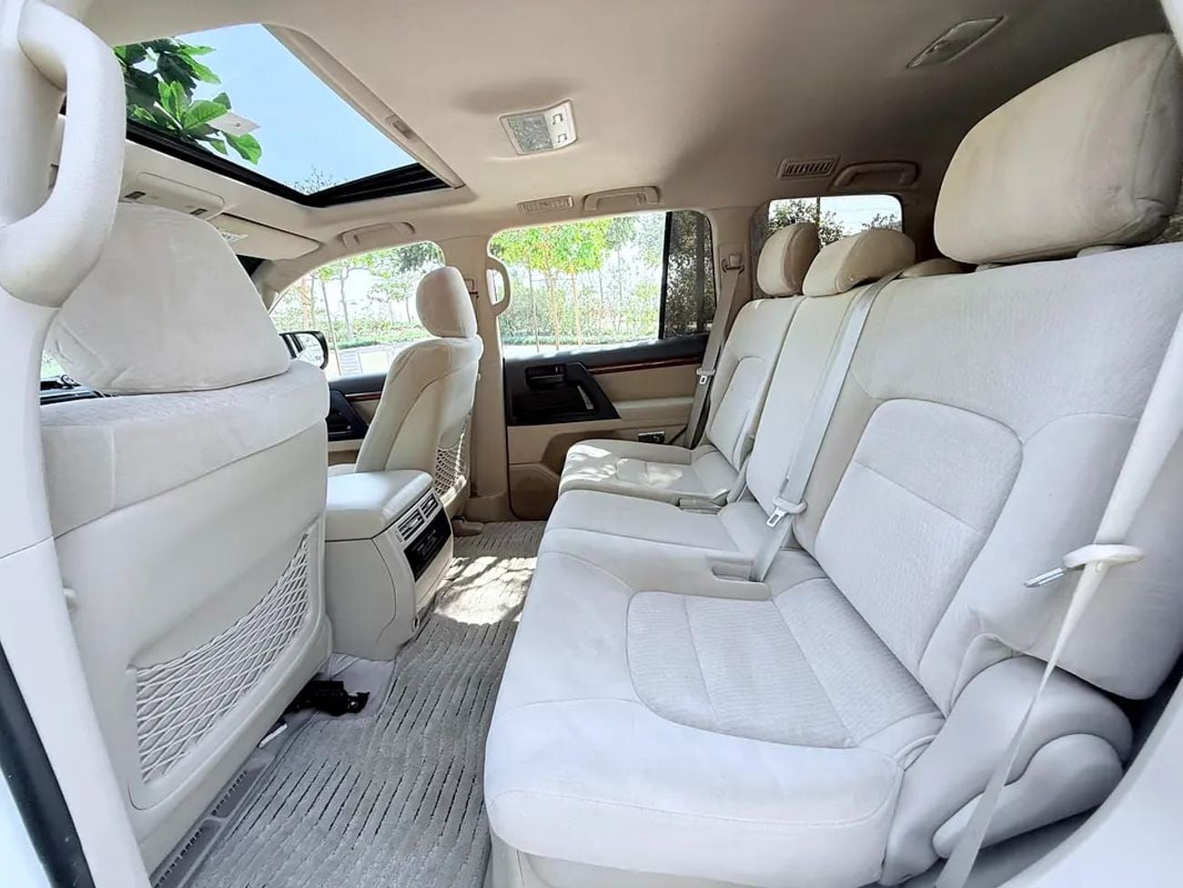 Toyota Land Cruiser GXR تويوتا لاند كروزر GXR موديل خليجي
