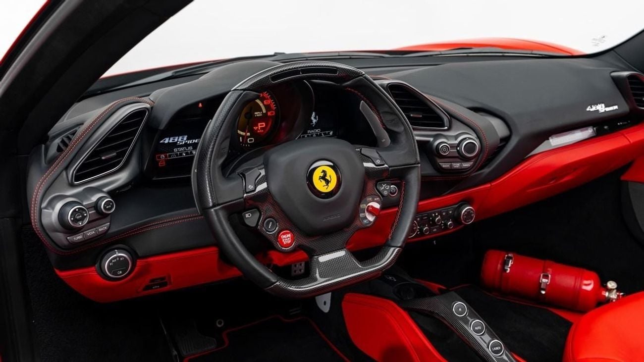Ferrari 488 Spider STANDARD - 2018 - GCC Specs