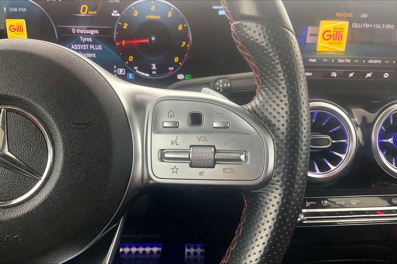 مرسيدس بنز GLA 200 Premium | National Day Celebration | شامل الضمان | 0 ﺪﻔﻋﺓ ﺃﻮﻟﻯ