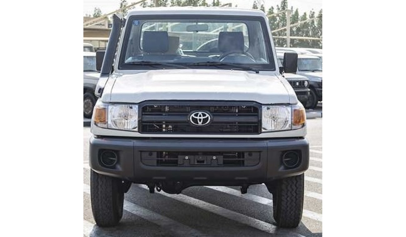 تويوتا لاند كروزر بيك آب Single cab diesel