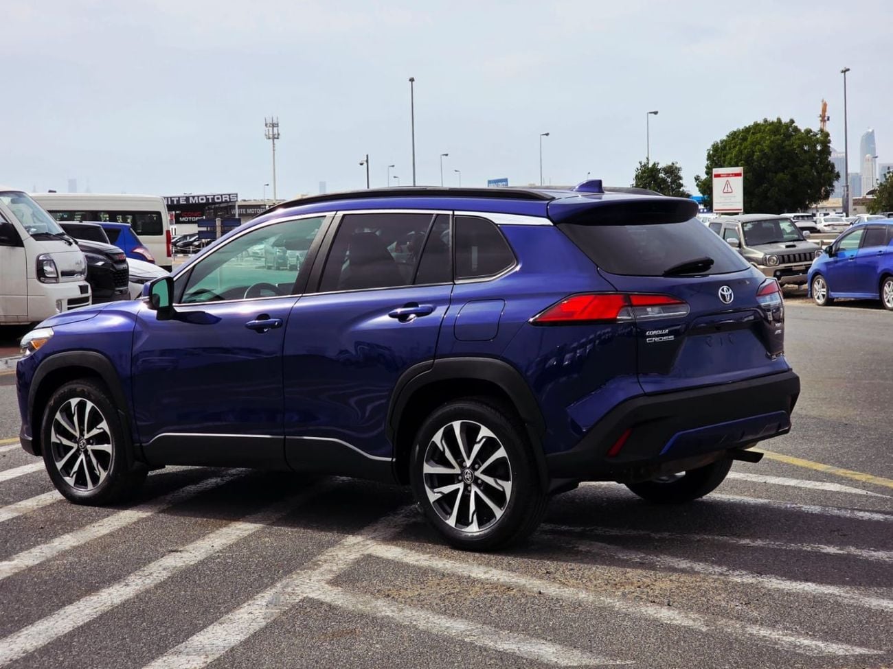 تويوتا كورولا كروس  2.0L (AWD)