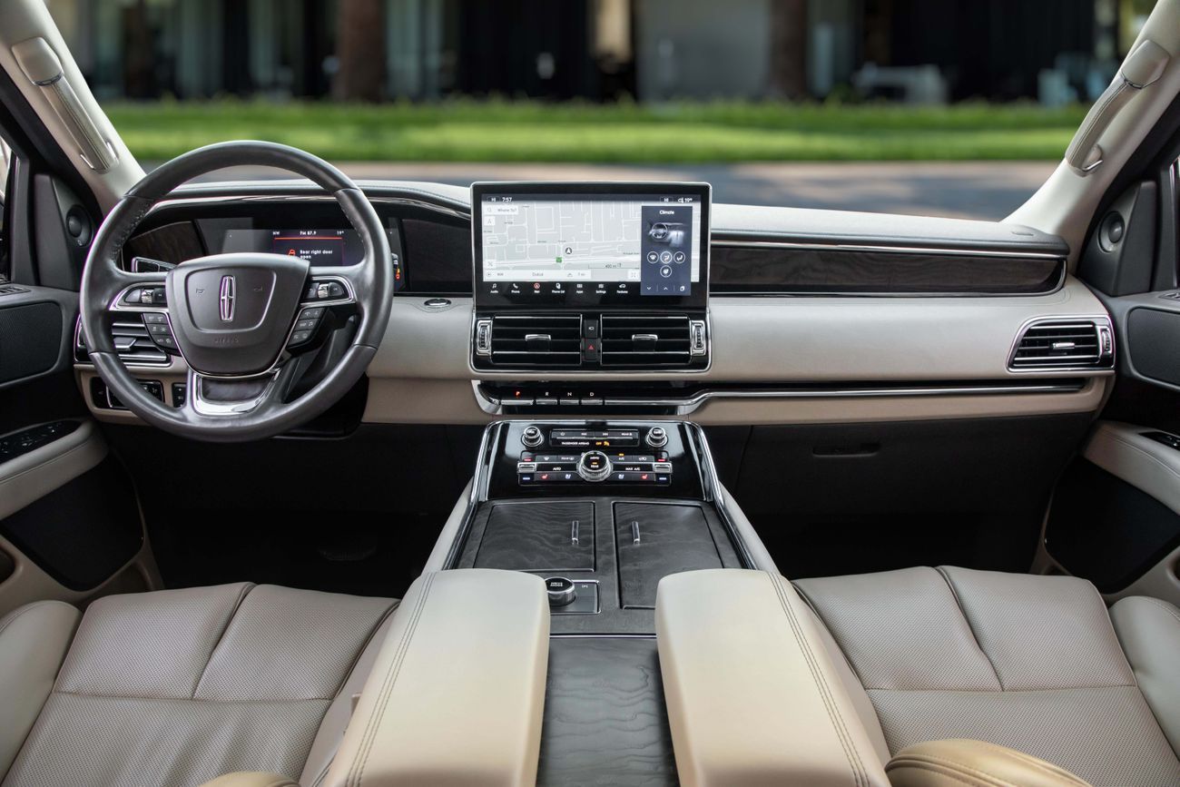 Lincoln Navigator 4,309 P.M | 0% Downpayment | Navigator Reserve|Lincoln Warranty