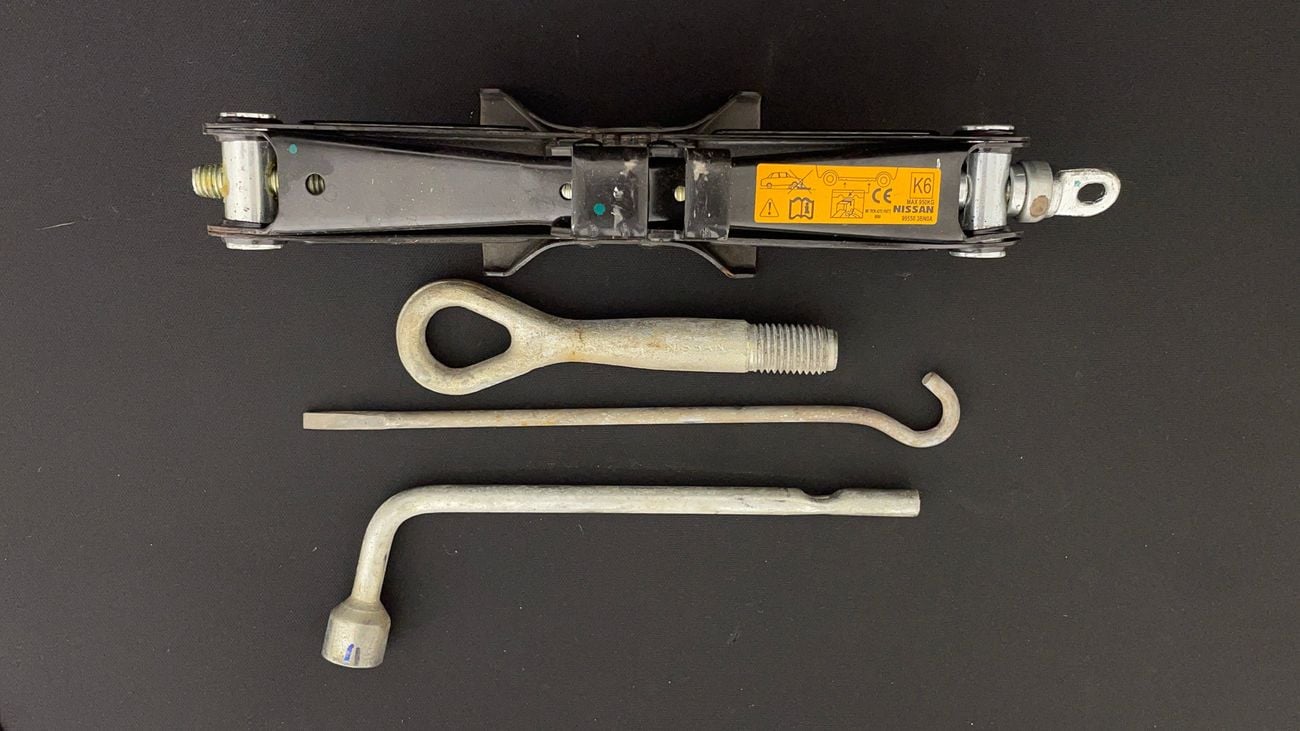 نيسان صني SV 1.5 | بدون دفعة مقدمة | اختبار القيادة في المنزل