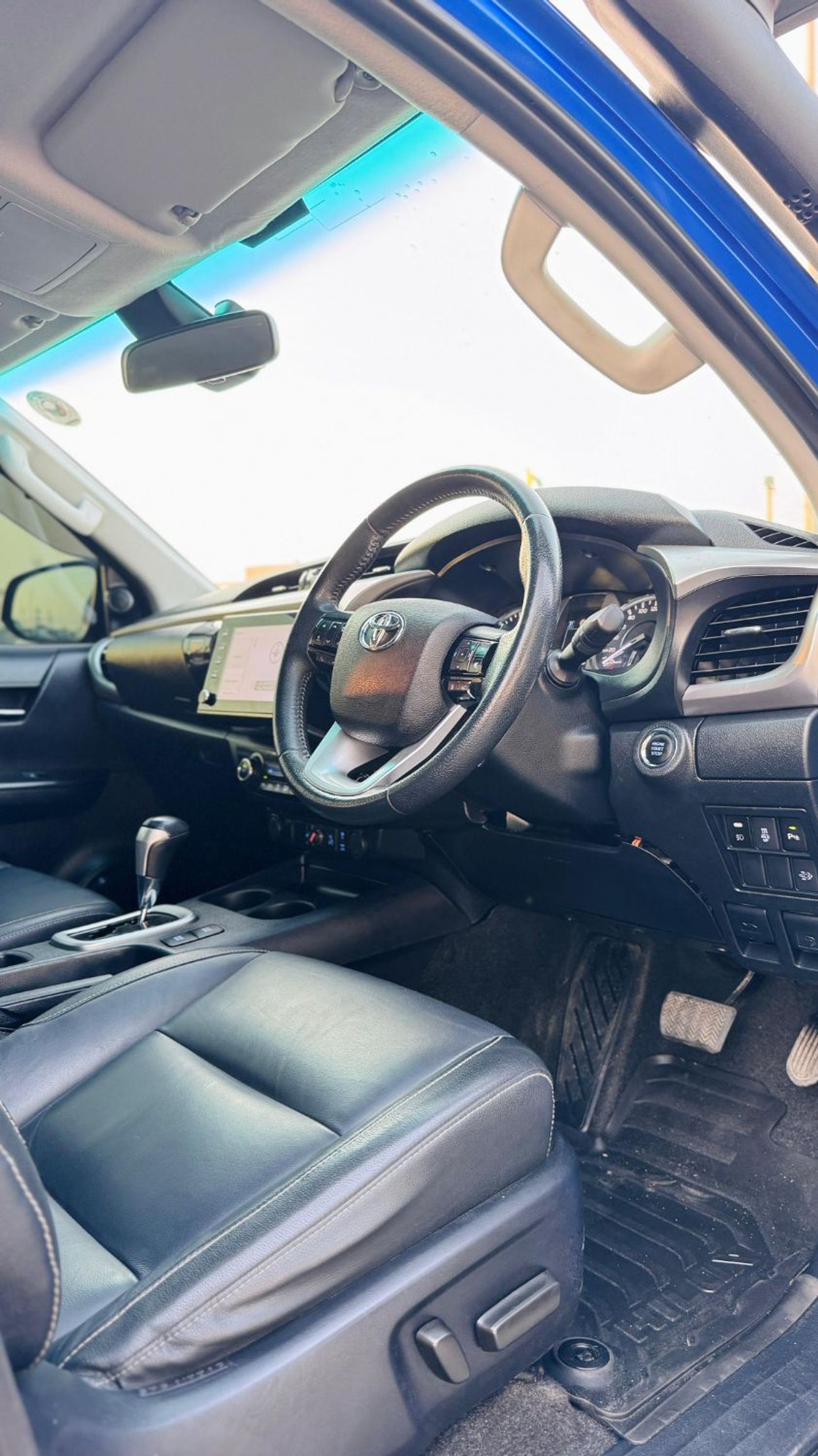 Toyota Hilux OFF-ROAD MODIFIED | 2.8L DIESEL ENGINE | HEAVY DUTY FRONT BUMPER | AUTOMATIC TRANSMISSION |