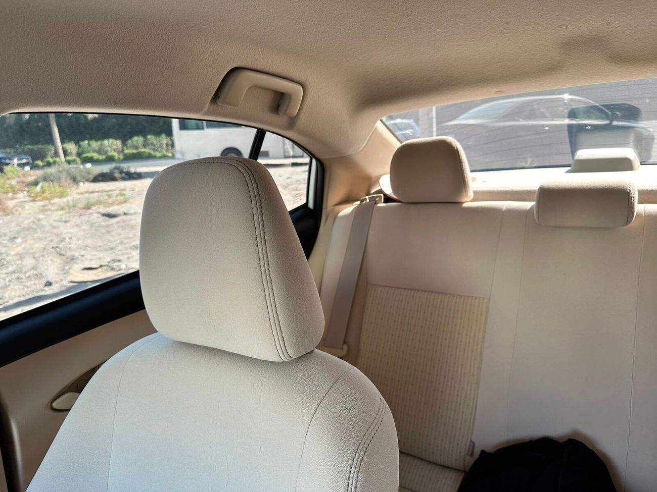 Toyota Yaris SE 1.3L (100 HP)